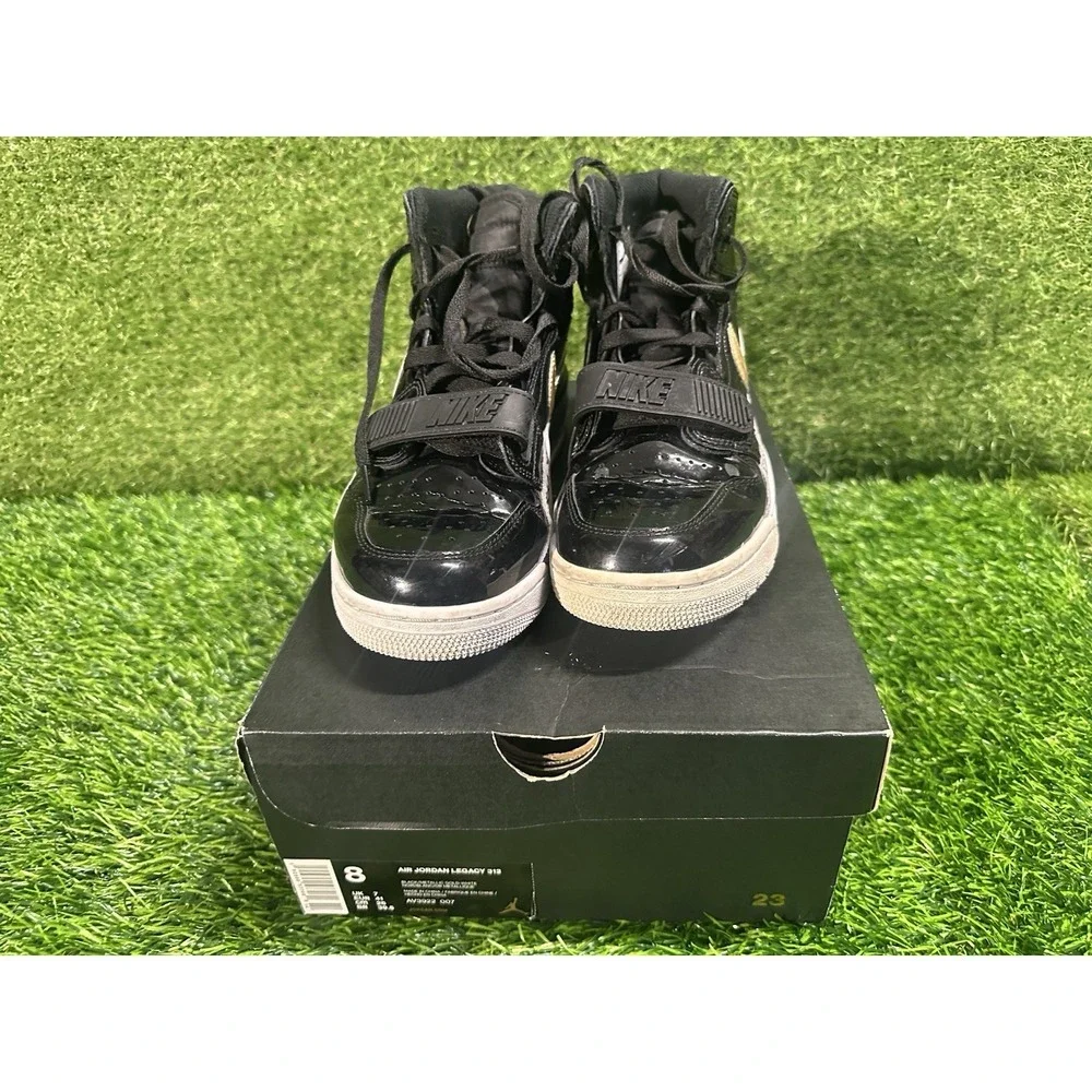 Nike Air Jordan Legacy 312 Black Gold Patent Mens Size 8 AV3922-007 ORIGINAL Box
